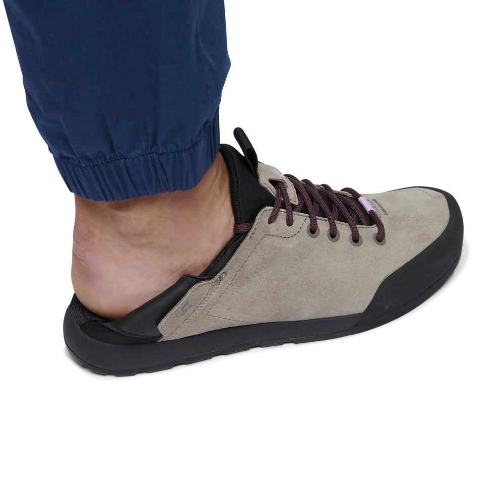 Pale Mauve